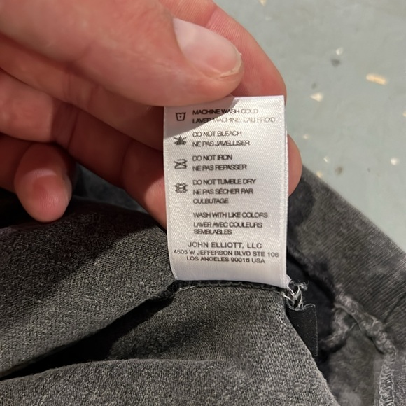 John Elliott SHARE THE TRAIL UNIVERSITY TEE - Picture 4 of 6